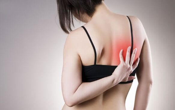 Dorsago, which accompanies thoracic osteochondrosis, is manifested by sharp pain when moving